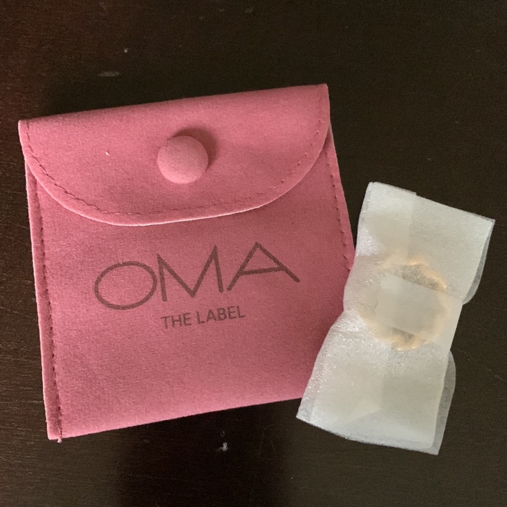 Oma the Label Bold Gold Chain Ring - Picture 5 of 6